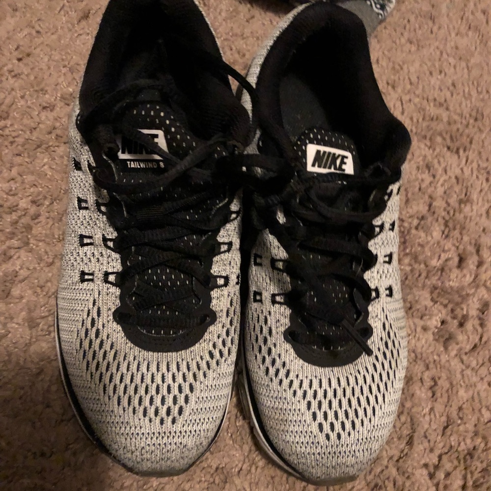 Nike running/work shoes